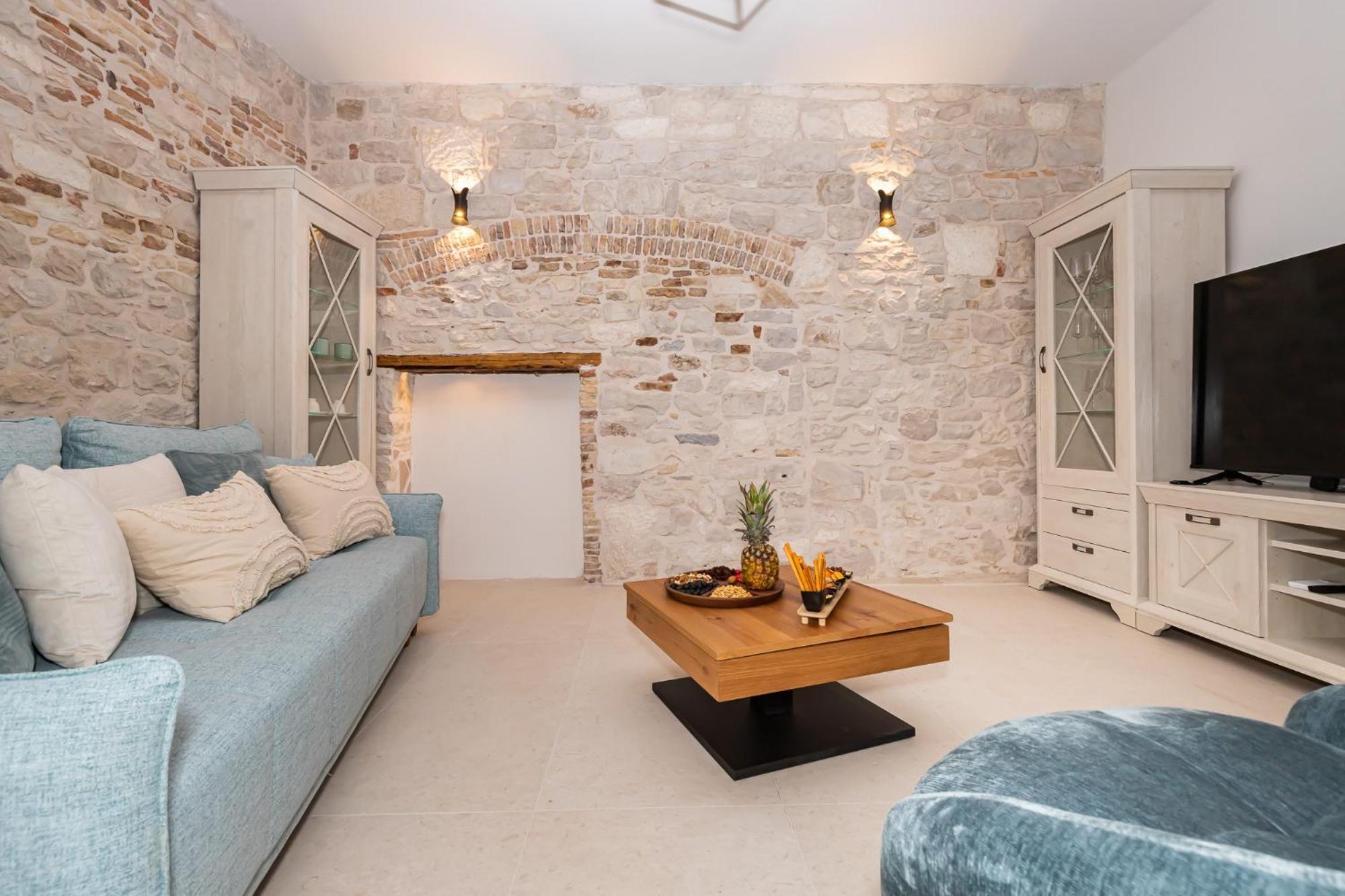 Grand Stone Casa Ciccarelli By Irundo * Pucisca