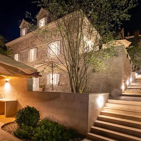 Villa Grand Stone Casa Ciccarelli By Irundo Pucisca Exterior foto