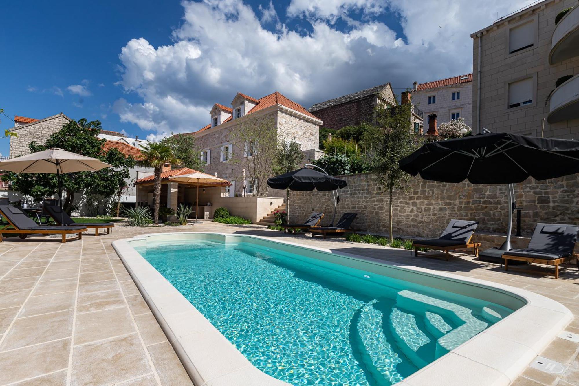Grand Stone Casa Ciccarelli By Irundo Holiday home Pucisca