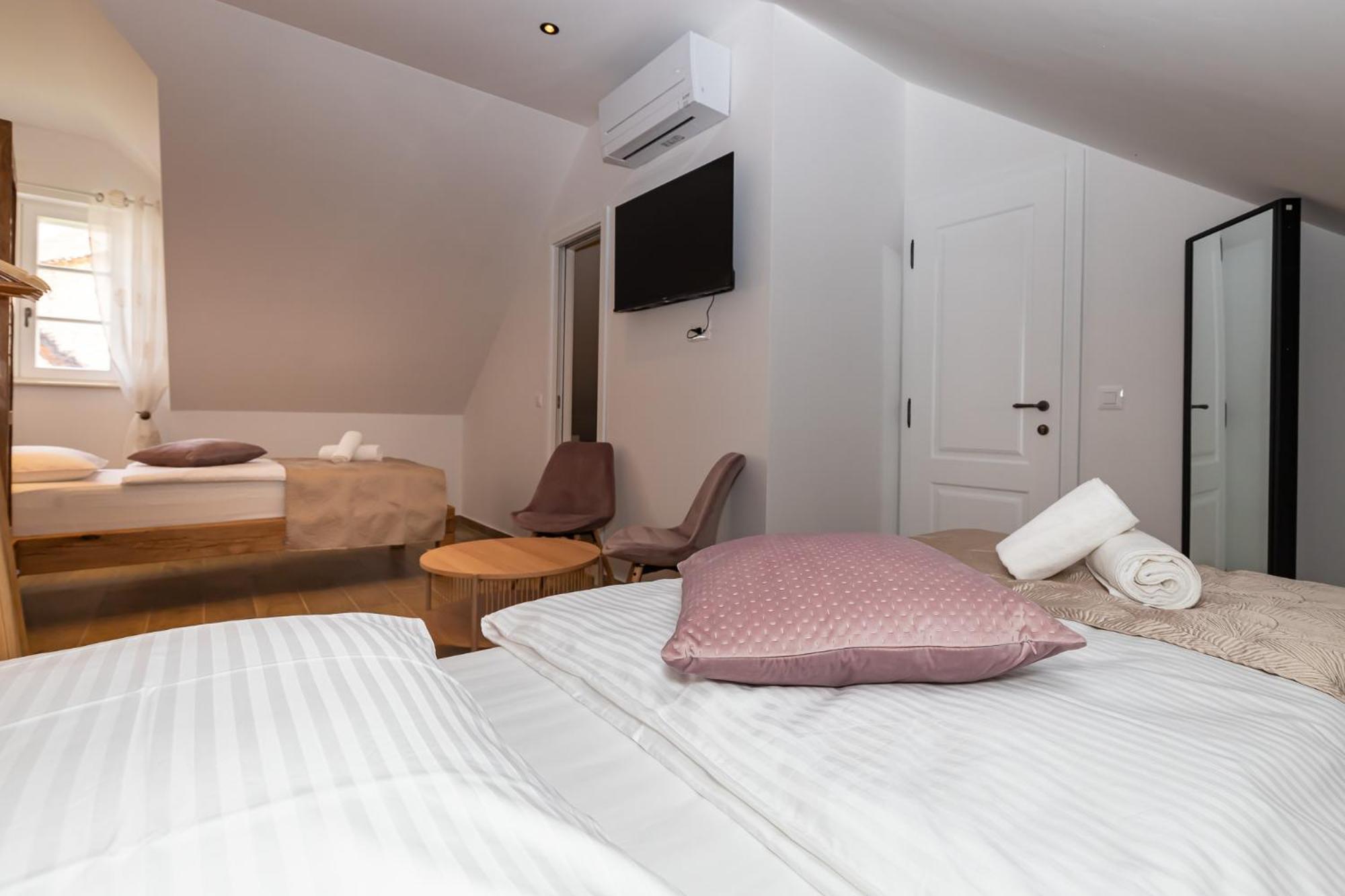 Grand Stone Casa Ciccarelli By Irundo Holiday home Pucisca
