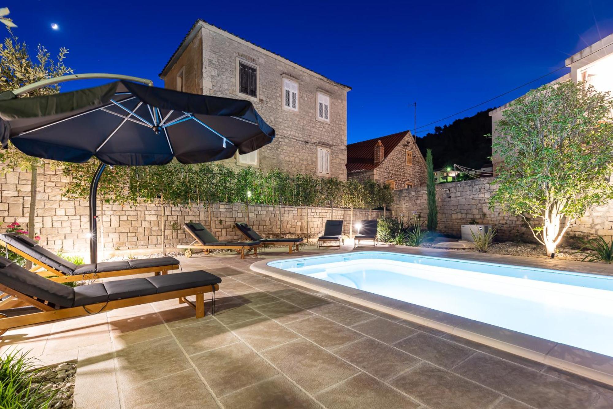 Holiday home Grand Stone Casa Ciccarelli By Irundo