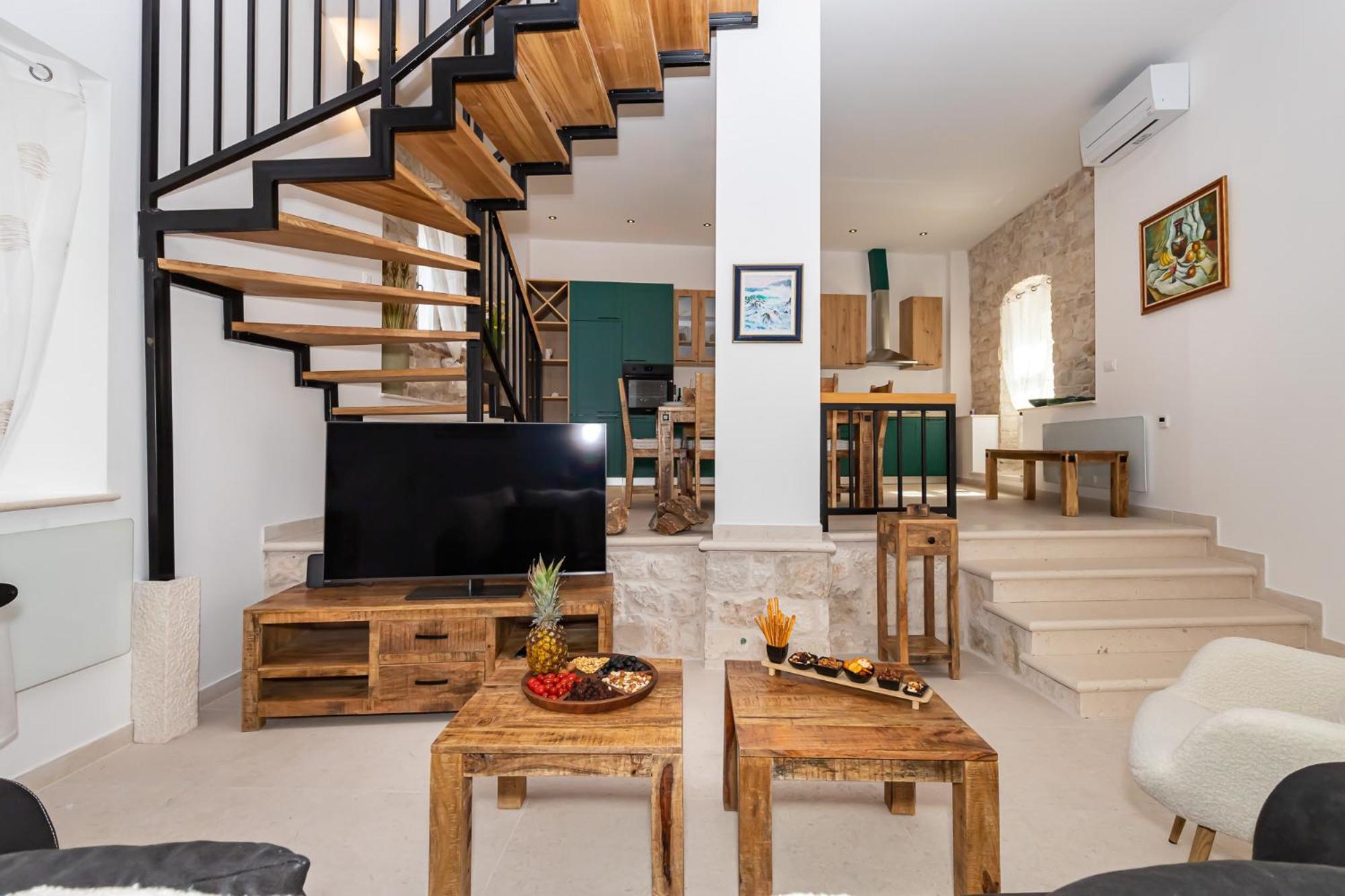 Grand Stone Casa Ciccarelli By Irundo *